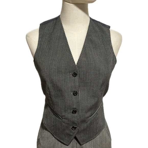 70s 3 PC SUIT GRAY PINSTRIPE SKIRT, VEST, BLAZER BY FOX RUN BY LITTLE FOXES INTL - Picture 10 of 16